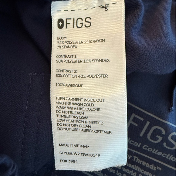 FIGS Set Uman Relaxed Jogger Scrub Pants & Relaxed Catarina One-Pocket Scrub Top - Picture 9 of 16